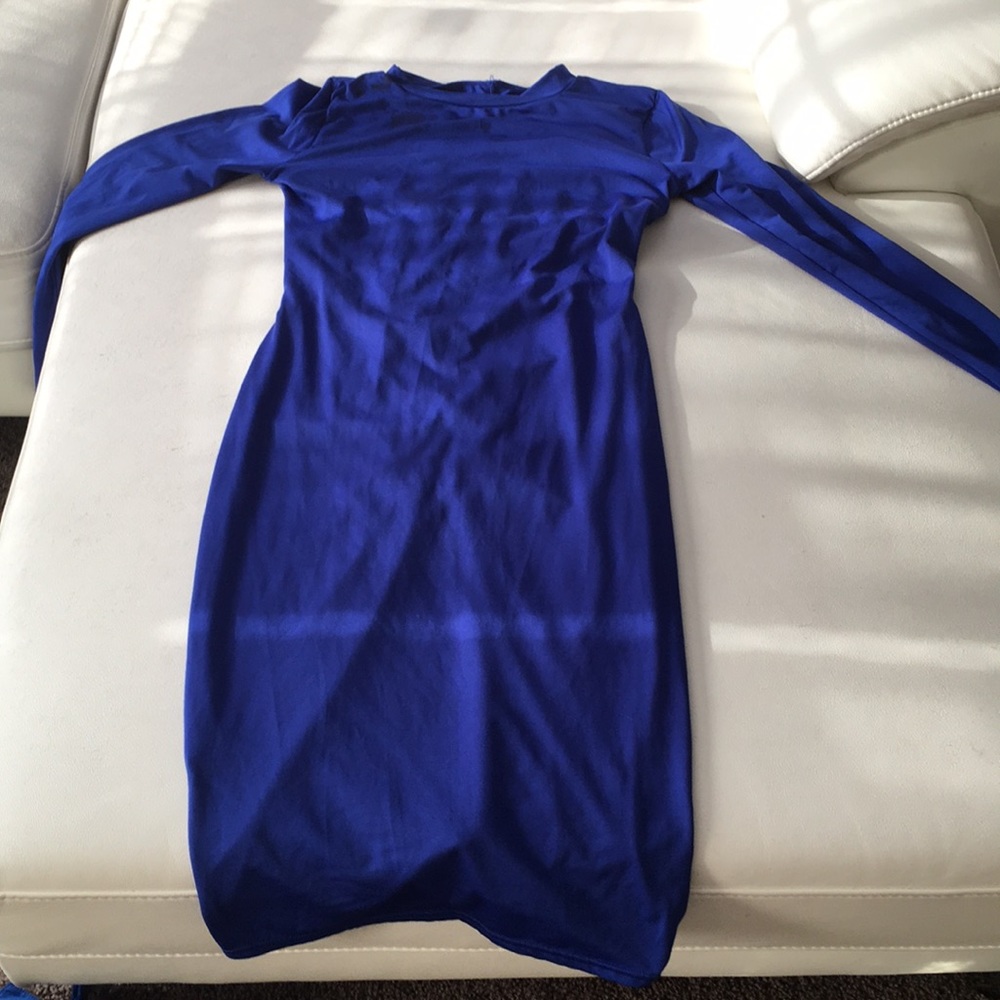 Dress - Picture 2 of 2